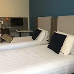 Cairn & Aparthotel