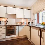 Apartahotel The Knight By Mansley 4*