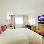 מלון Novotel Park אדינבורו