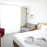 Novotel Park 4* Edinburgh