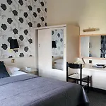 Thistle 3*