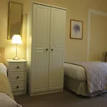 Sonas Konukevi Edinburgh