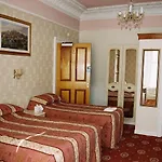 Hotel Corstorphine 3*