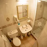 Hotel Corstorphine 3*