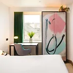 Hotell Ibis Styles St Andrew Square 3*