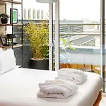 Ibis Styles St Andrew Square Hotell Edinburg