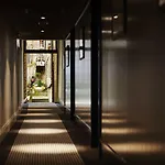 Aparthotel Old Town Chambers, Autograph Collection 5*