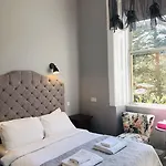 Allison House 16 אדינבורו