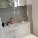 Quarto em Acomodações Particulares En-suite Double With Private Entrance
