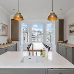 Guestready - Elegant Retreat * Edinburgh