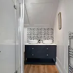 Guestready - Elegant Retreat Edinburg