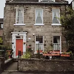 16 Pilrig 3*