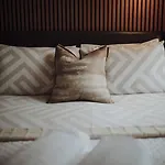 16 Pilrig Bed & Breakfast Edinburgh