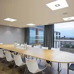 Courtyard By Marriott West Hotel Edinburgh