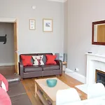 Elm Row Spacious And