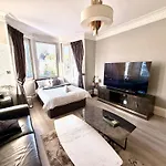 Immanuel House - Modern Luxury Victorian 1872 - Free Parking & Superfast Fibre Optic Wifi Edynburg