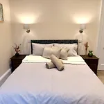 Georgian Luxury - Fast Broadband Wifi - Parking Available