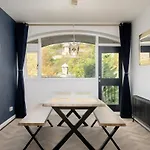 Two Double Bedroom On The Royal Mile Edinburgh