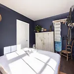 Bright 1-bed Flat Near The Shore & Ocean Terminal