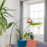 Chic And Stylish 2-bedroom Near Centre