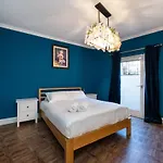 Luxury Flat With Ensuite * Edinburgh