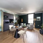 Lejlighedshotel 30 Castle Street