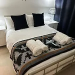 Pier House אדינבורו