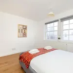 2-bedroom Old Town On Royal Mile *