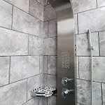 Apartman Luxurious Townhouse With Hot Tub