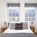 2-bedroom Old Town On Royal Mile Διαμέρισμα *