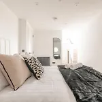 Easter Cosy 4 Bedroom - Apartament *