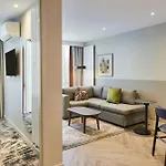 By Marriott מלון אדינבורו