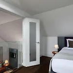 Aparthotel Old Town Chambers, Autograph Collection