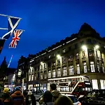 Hotel One Edinburgh-princes 3*
