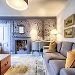 Daire Hamilton Place - Beautiful And With Private Entrance Sleeps 4 Edinburgh