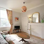 شقة Bernard St - Bright And Spacious 1 Bed At The Shore! *