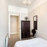 West Port - 2br In The Heart Of The Old Town Just Off The Grassmarket *