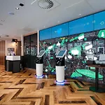 Hub Centre - Haymarket 3* אדינבורו