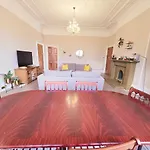 Gasthof Delightful 4 Bedroom Family In Newington - Craigmillar Park 3*