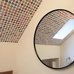 Stylish Mezzanine Loft In - Flat 5, Elgin House * Edinburgh
