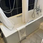 Konukevi Strathallan