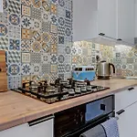 Вилла Stylish 2-bed Garden