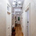 Monty's - 10 Guests 7 Beds Centre