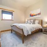 Casa vacanze Family Friendly 3br Townhouse With 6 Beds And Parking Edimburgo