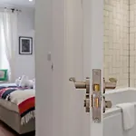 Вилла Stylish 2-bed Garden *