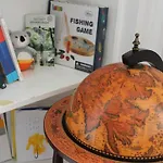 Charming Flat For Couples & Families