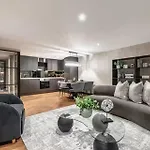 Near Transport - Fireplace - Wifi - Sleeps 2 Apartmán Edinburgh