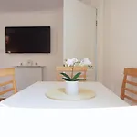 Fettes - Homely 2bd In Quiet Development شقة إدنبرة
