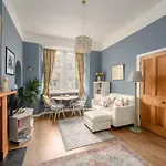 Quiet 1-bed Flat By The Meadows Apartment