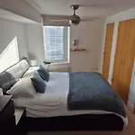 Apartment Spacious, Sunny Leith *
